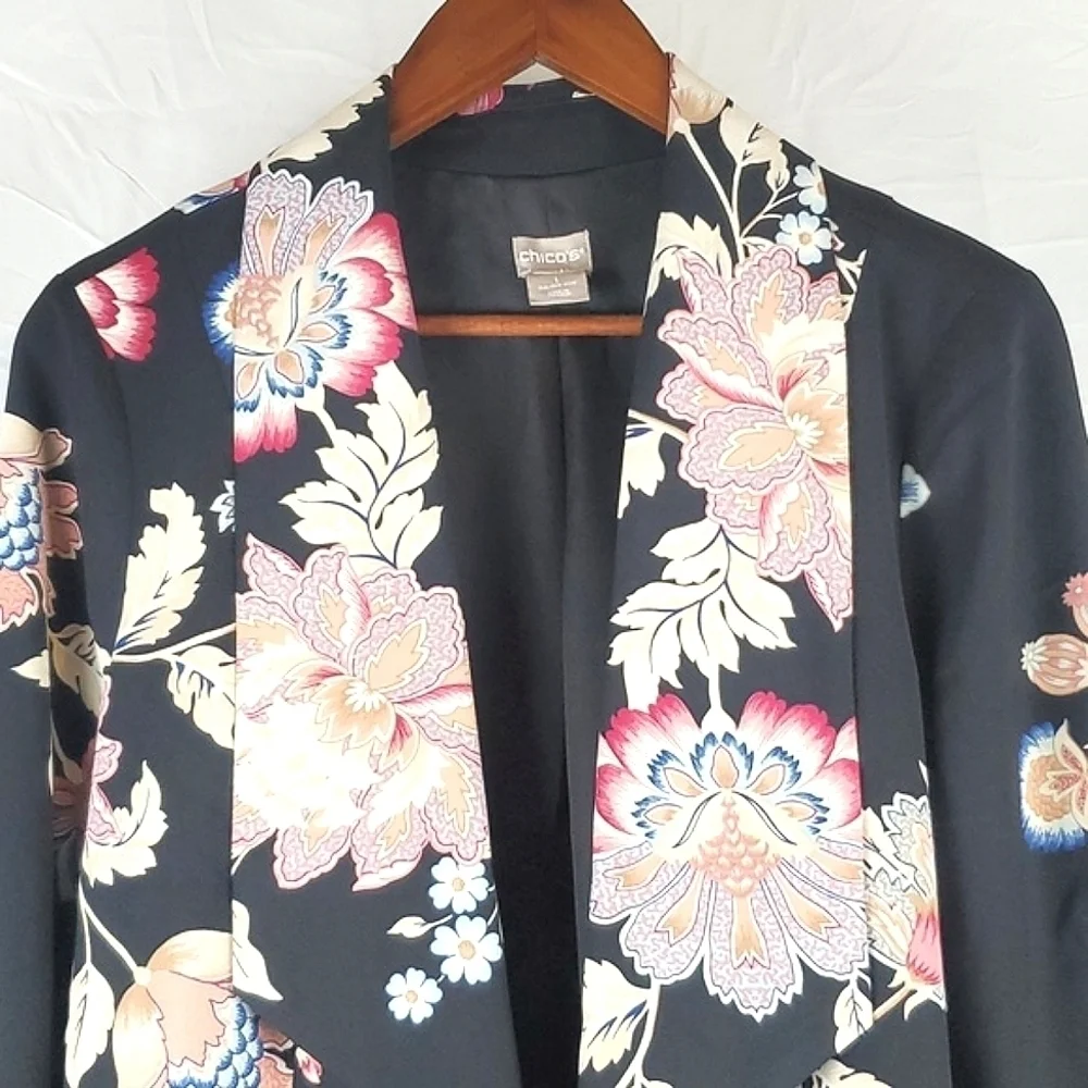 Chico's Black and Pink Floral Blazer‎ Jacket - Picture 2 of 9